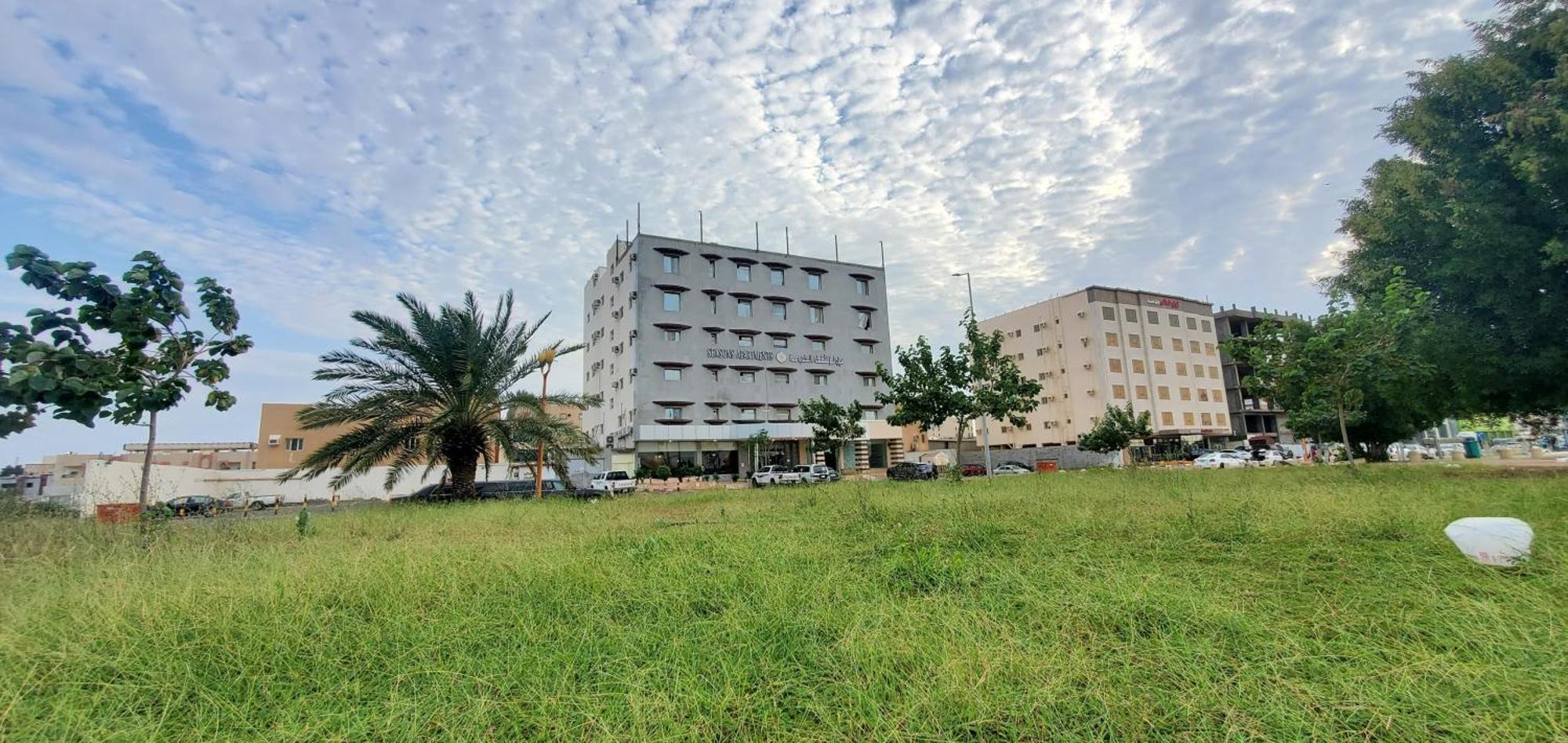 Seasons Apartments Джизан Екстер'єр фото